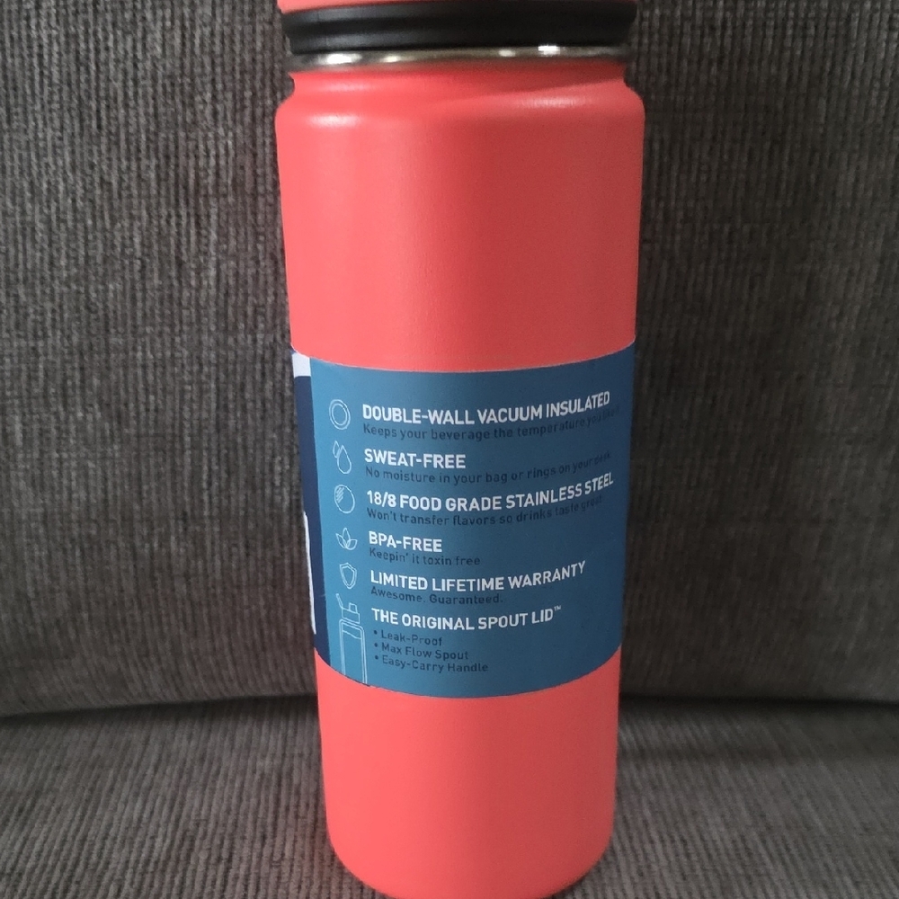 Takeya Coral 18oz. Spout Water Bottle, New With Easy Carry Handle - Picture 5 of 10